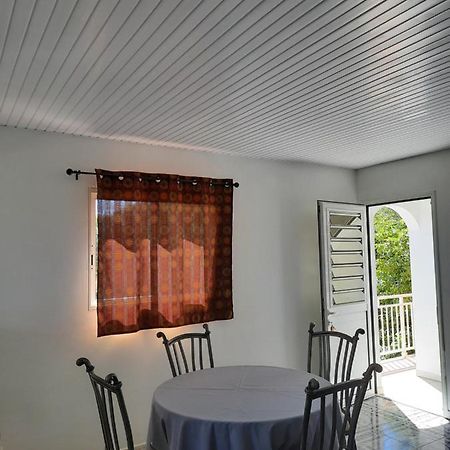 Apartmán Chez Lilise 2 Sainte-Anne Exteriér fotografie