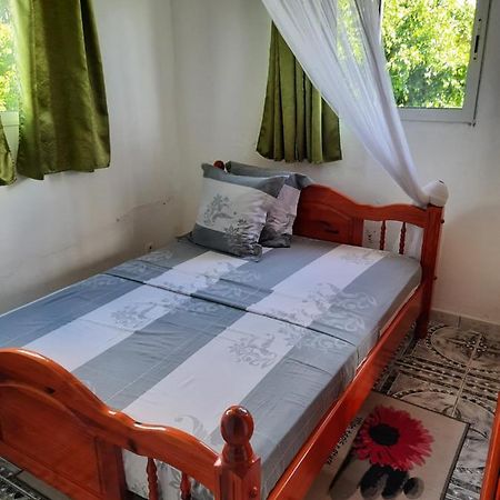 Apartmán Chez Lilise 2 Sainte-Anne Exteriér fotografie