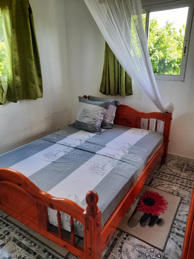 Apartmán Chez Lilise 2 Sainte-Anne Exteriér fotografie